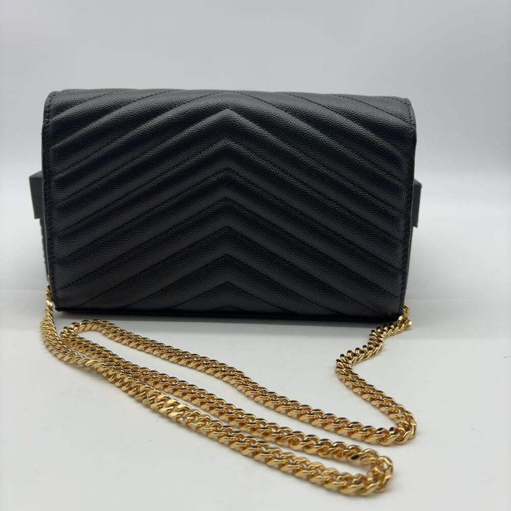 Yves Saint Laurent Cassandre Chain Wallet In Lambskin - Picture 2 of 10